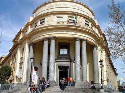 公立格拉纳达大学