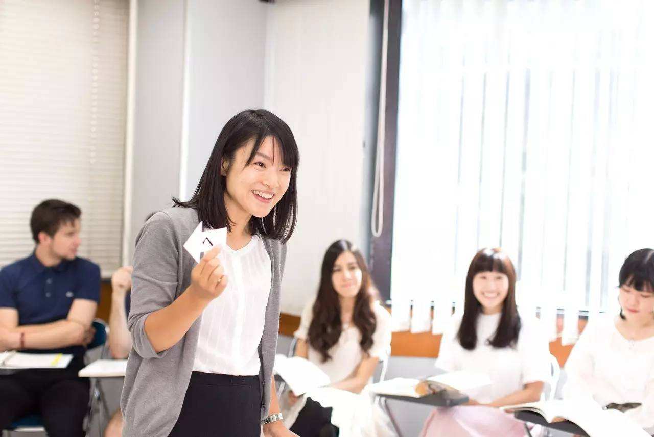 日本留学.jpg