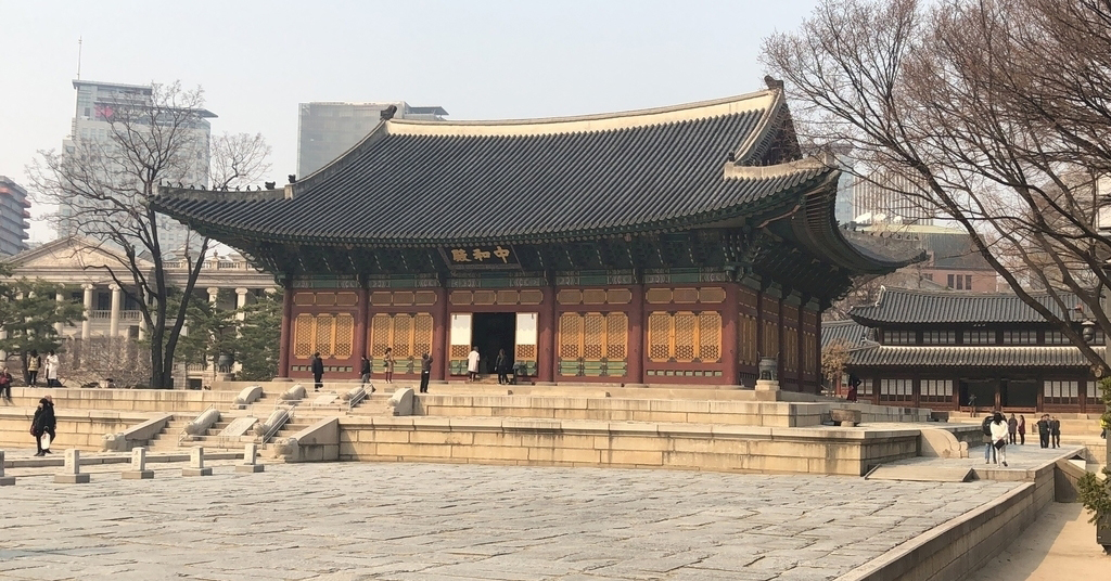 建国大学-出国速递