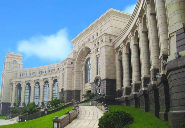 复旦大学