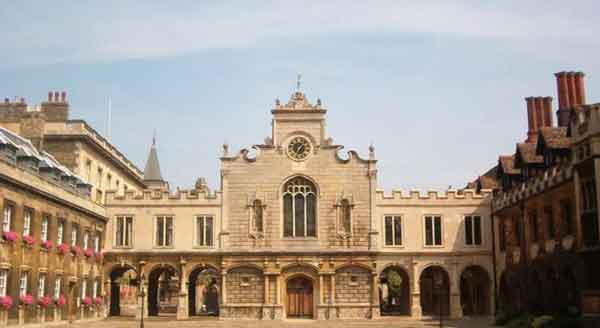 剑桥大学