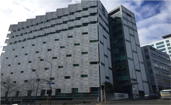 奥克兰大学研究生费用