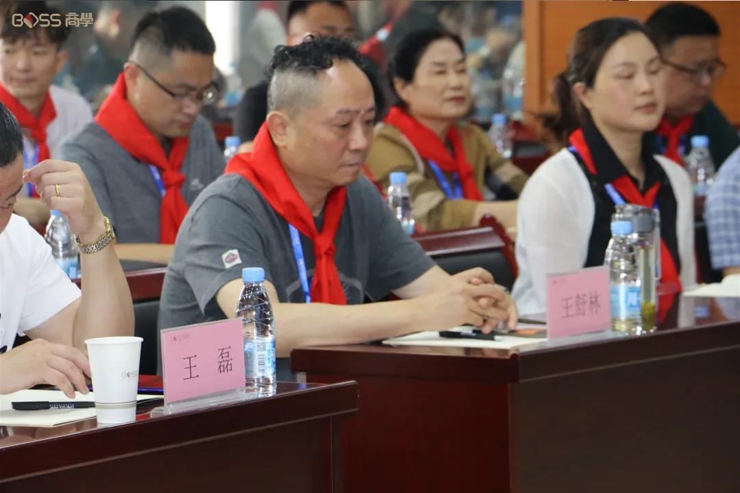 EMBA创新-学位提升-国际博硕-出国速递