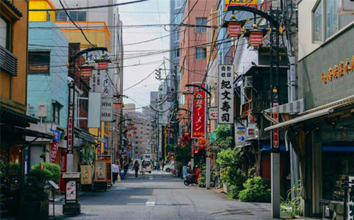 出国速递 出国速递