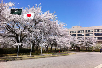 日本大学