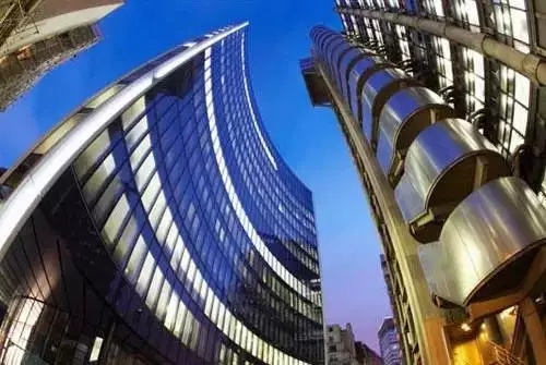 话不多说,先来看看英国留学购物三大名街! 话不多说,先来看看英国留学购物三大名街!