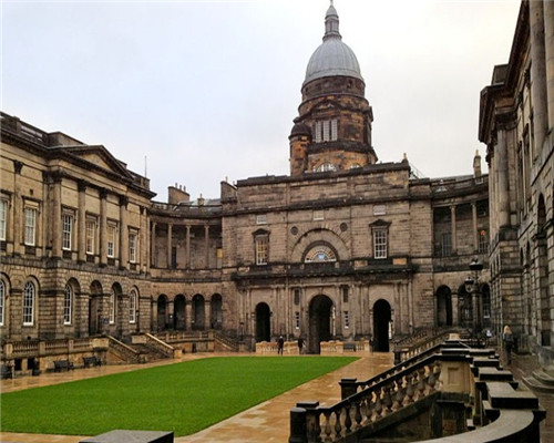 爱丁堡大学