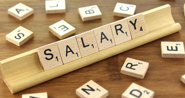 英国文科生薪水